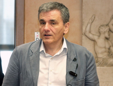 Μικροαλλαγές στην τροπολογία για την αυτεπάγγελτη δίωξη όσων αποτρέπουν πλειστηριασμούς